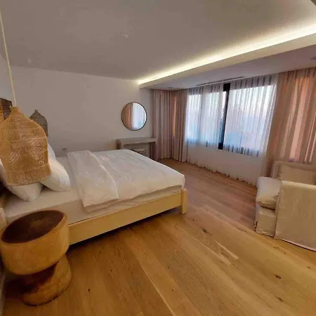 Yalikavaks Finest Mansion *